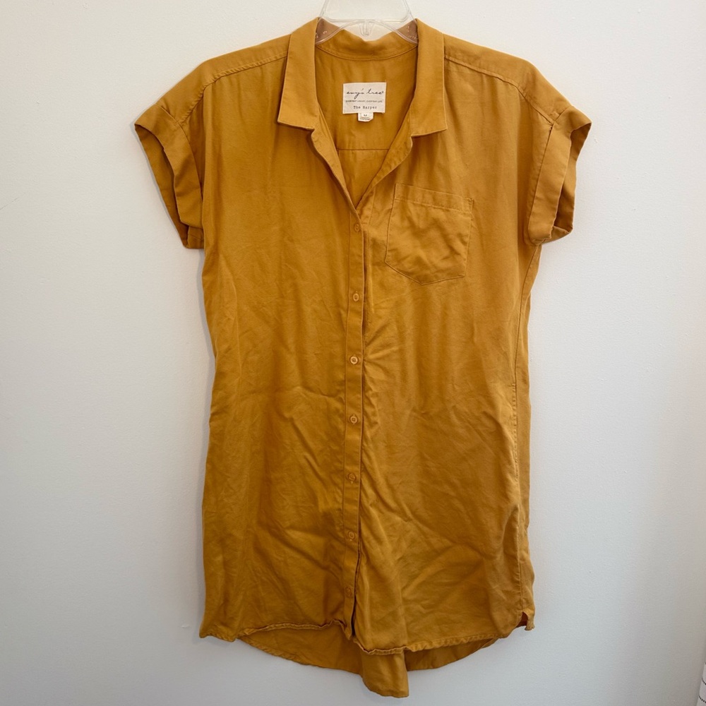 Evy’s Tree Button-Up dress